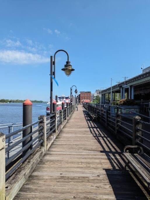 Villa New•Downtown• Onetreehill Bridge à Wilmington Extérieur photo